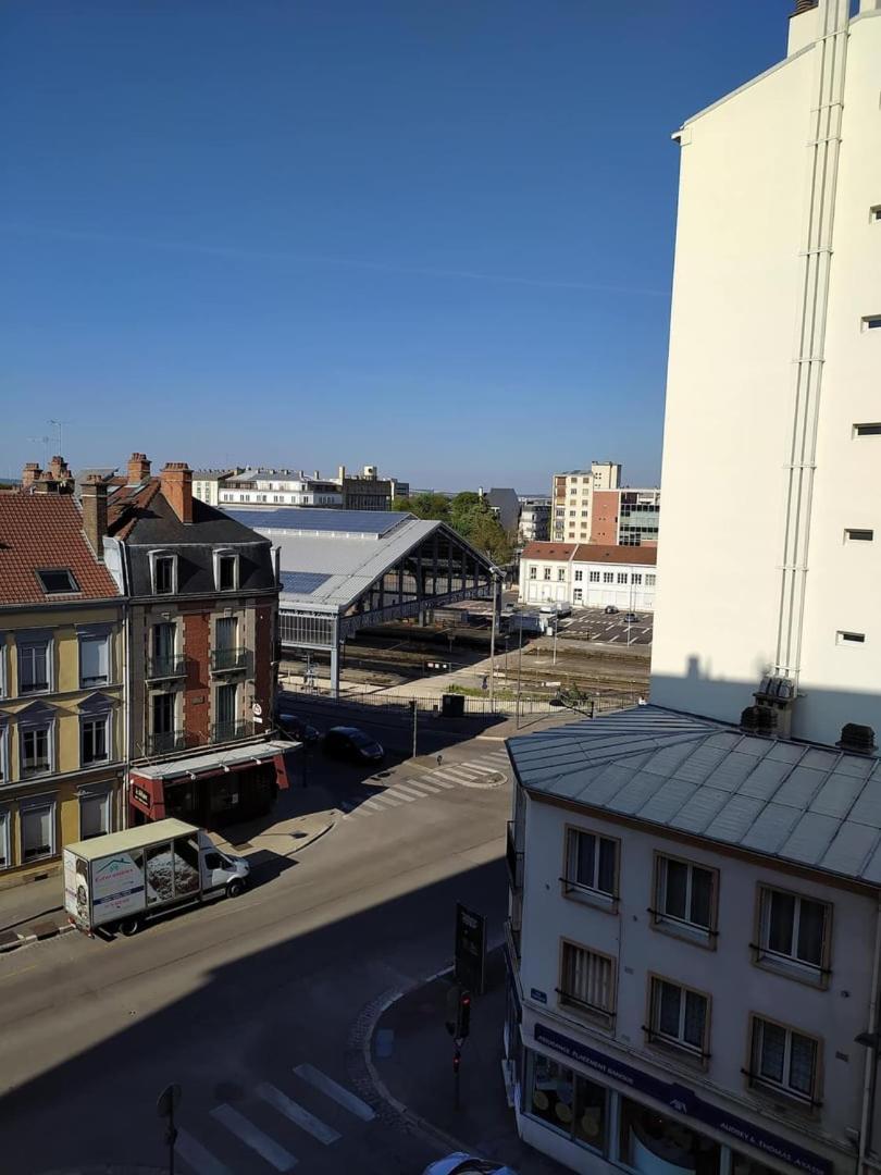 Le Voltaire - Balcon - 2 Chb - 3 Lits - 2 Min Gare Et Cente-Ville - Mon Groom Troyes Eksteriør bilde